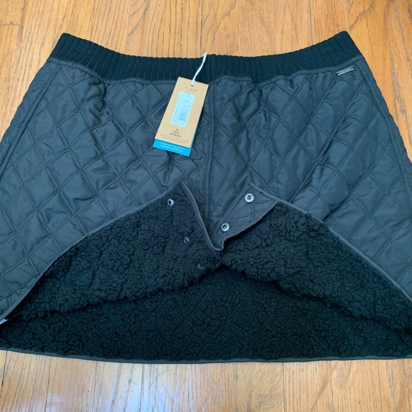 PRANA Diva Black Quilted Skirt NWT - Picture 5 of 5